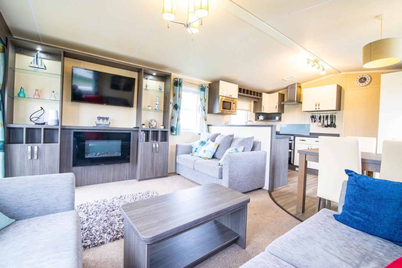 Big Skies Platinum Plus Holiday Home With Wifi, Netflix, Dishwasher, Decking Camber Exteriör bild
